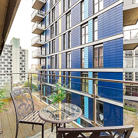 Vibrant London Canal Apartment Exterior photo