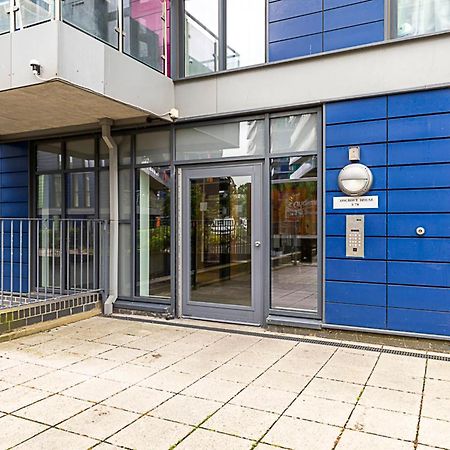 Vibrant London Canal Apartment Exterior photo