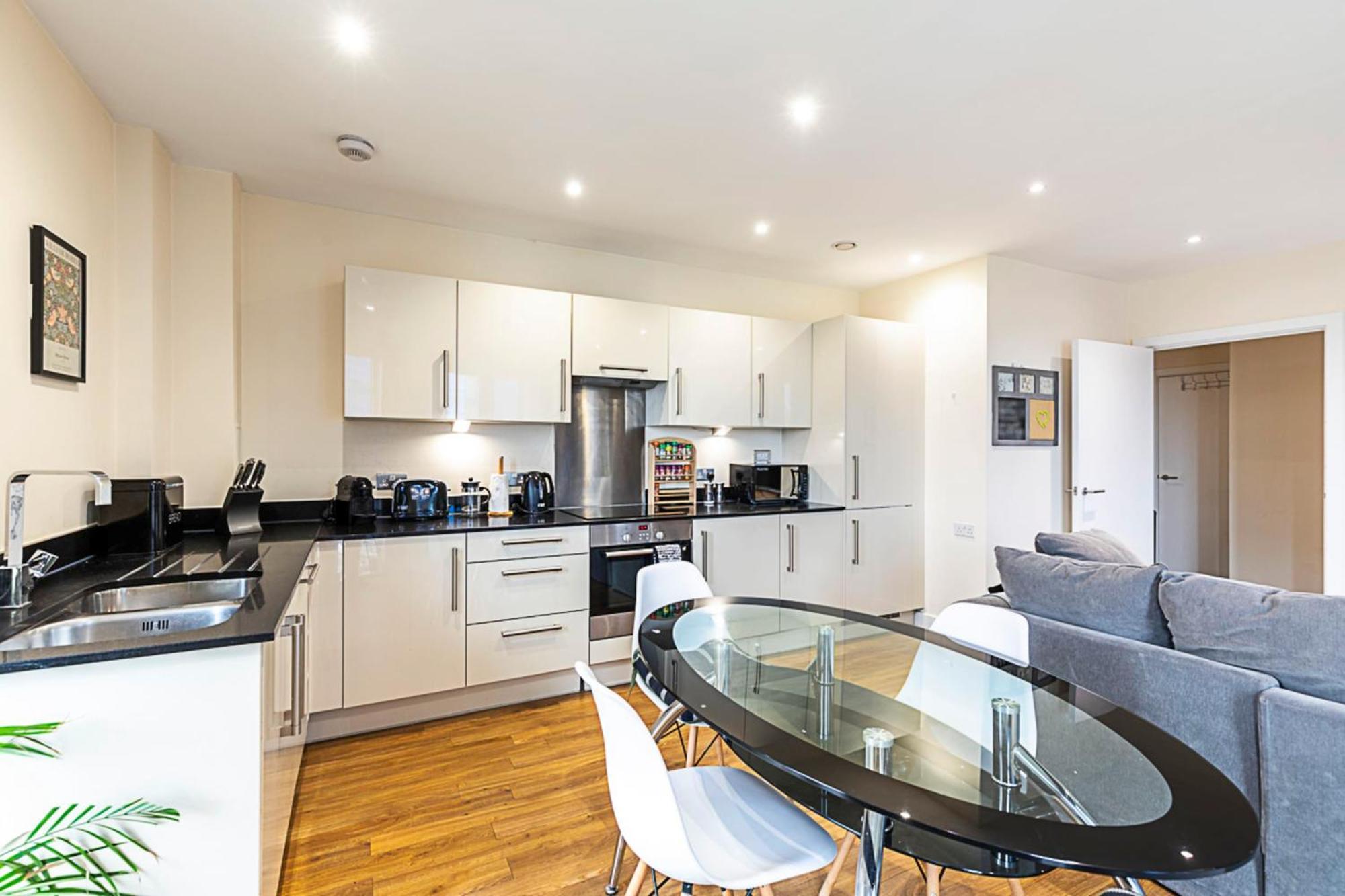 Vibrant London Canal Apartment Exterior photo