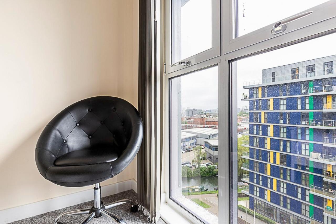 Vibrant London Canal Apartment Exterior photo